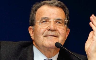 Romano Prodi a Passaggi discute disuguaglianza e svalutazione del lavoro